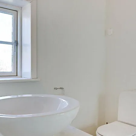 2 Person In Svaneke-by Traum