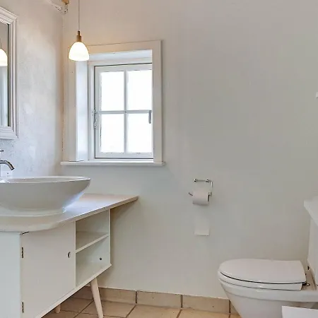 2 Person In Svaneke-by Traum Svaneke